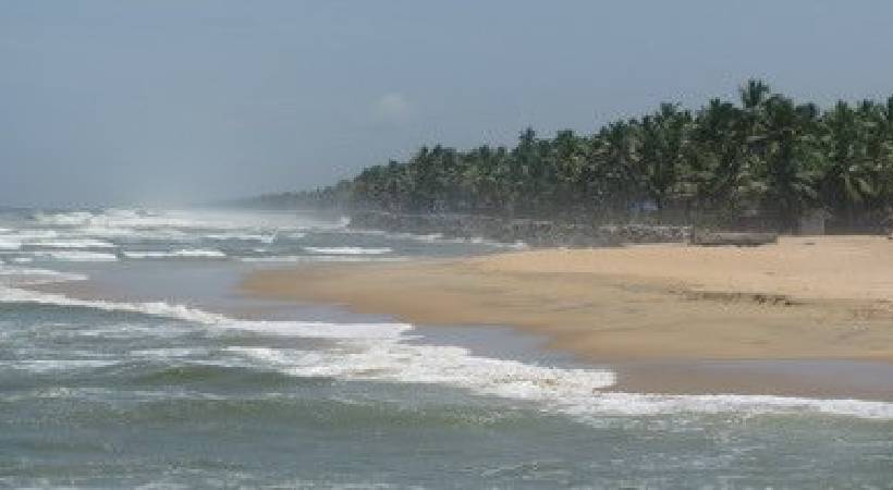 Anchuthengu Beach