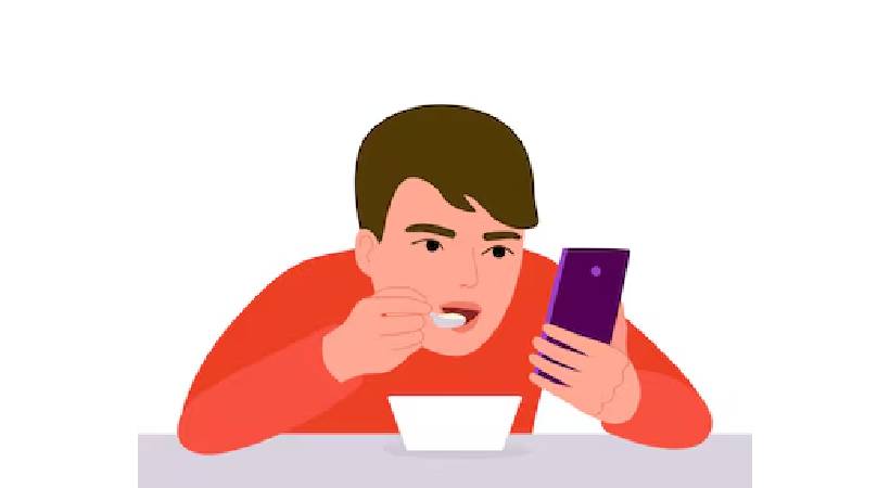 Having phone while eating