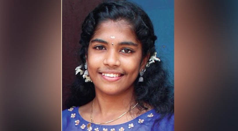 അച്ഛന്റ അപ്രതീക്ഷിത മരണം, മൂന്ന് വയസുമുതല്‍ വീട് എന്ന തണല്‍ നഷ്ടം; തളരാതെ പൊരുതിക്കയറി, ശശികല ഇനി ഡോക്ടറാകും