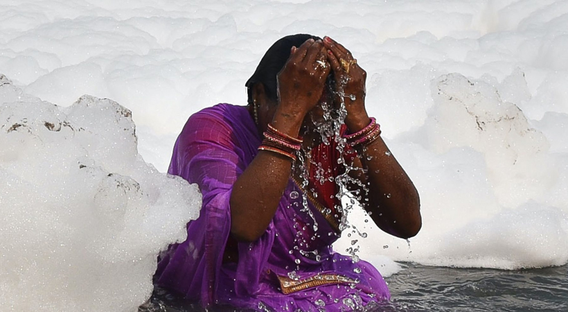 poisoned foam yamuna river