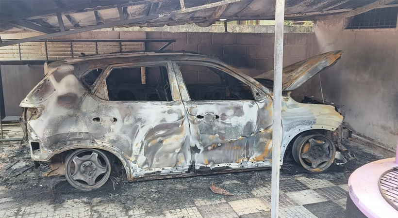 CAR BURNT IN VENGANUR