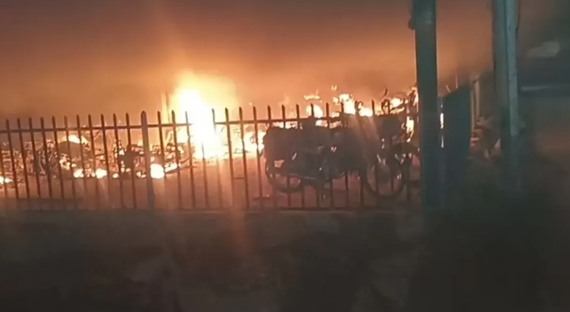 fire accident varanasi railway station