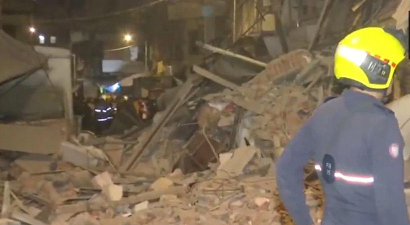 mumbai building collapsed